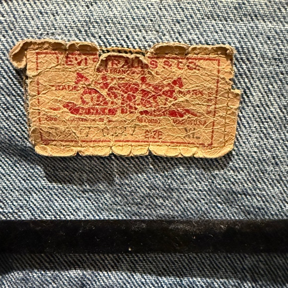 Vintage Levi's Type III Denim Jacket - Picture 2 of 11